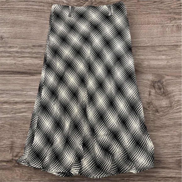 Cato Dresses & Skirts - Cato Houndstooth Maxi Side Zip Up Skirt Black and White Peplum, Women’s size 10
